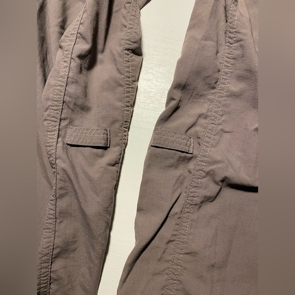 The North Face Women’s Cargo Pants - Picture 10 of 11